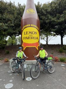 lemon and paeroa bottle